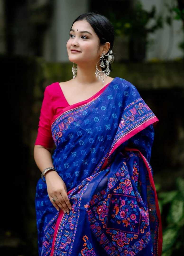 এমব্রয়ডারি তাঁত বুটিকস সিল্ক শাড়ি